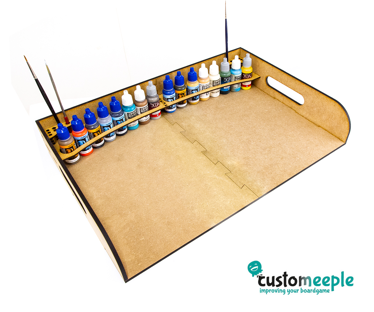 Customeeple Painting station – Customeeple